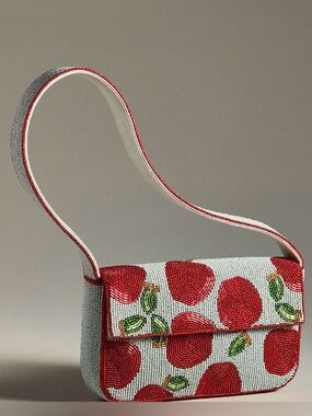 NWT Anthro Fiona Beaded Apple Purse🍎